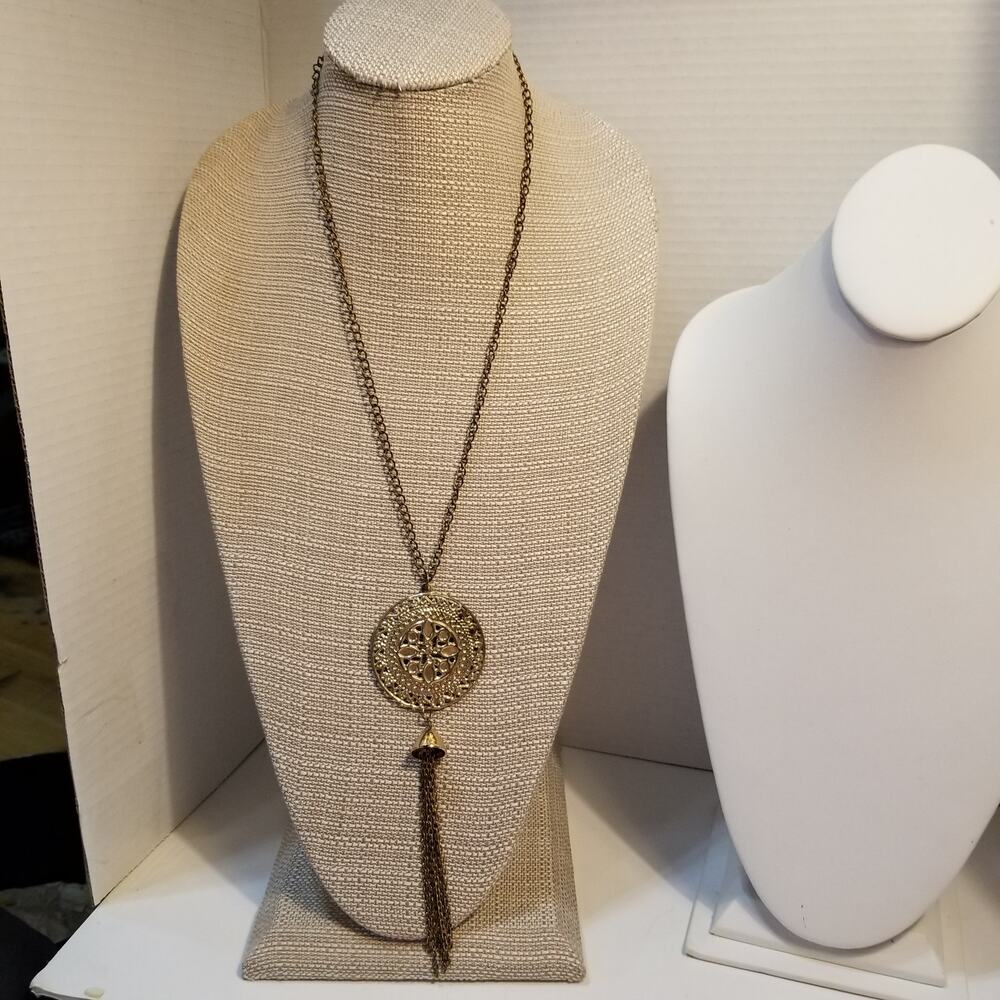 Vintage gold tone large filigree 26" long necklace pendant 1 1/8" chains 4 inch